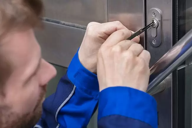 Commercial Locksmith Battersea Services